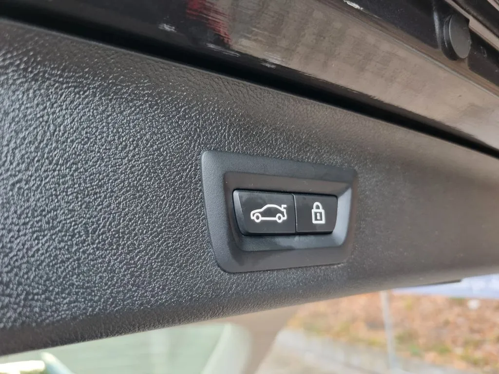 BMW 530 530d xDrive · Sport · Laser · HUD · Leder · 1. Hand – Bild 7