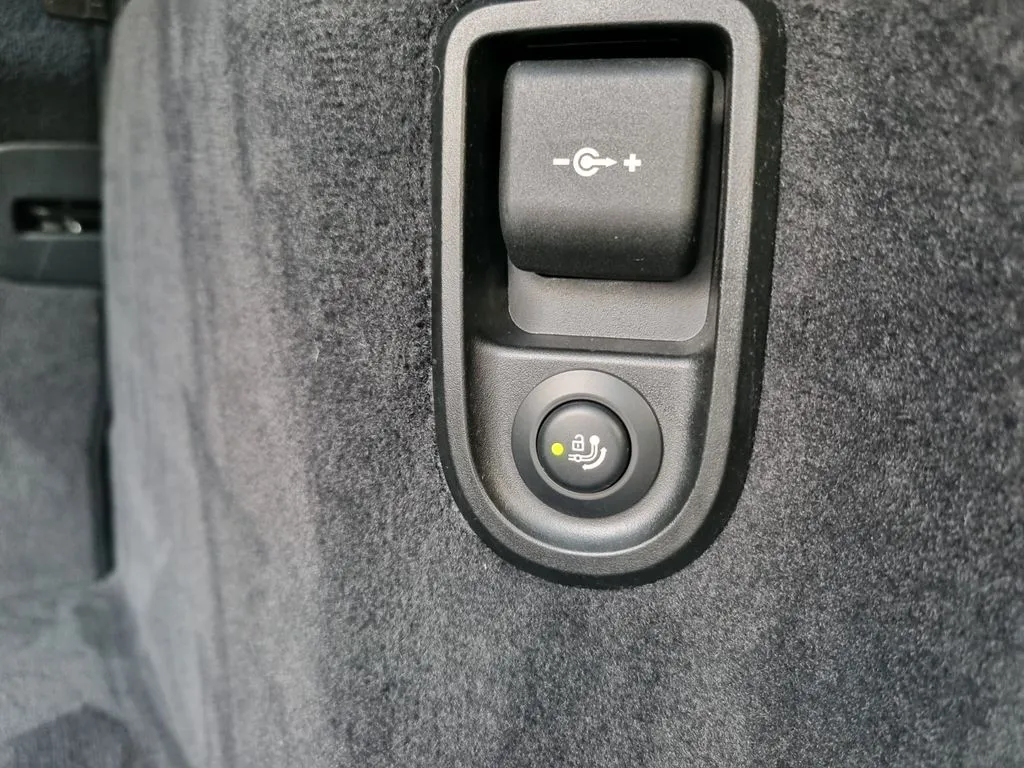 BMW 530 530d xDrive · Sport · Laser · HUD · Leder · 1. Hand – Bild 8