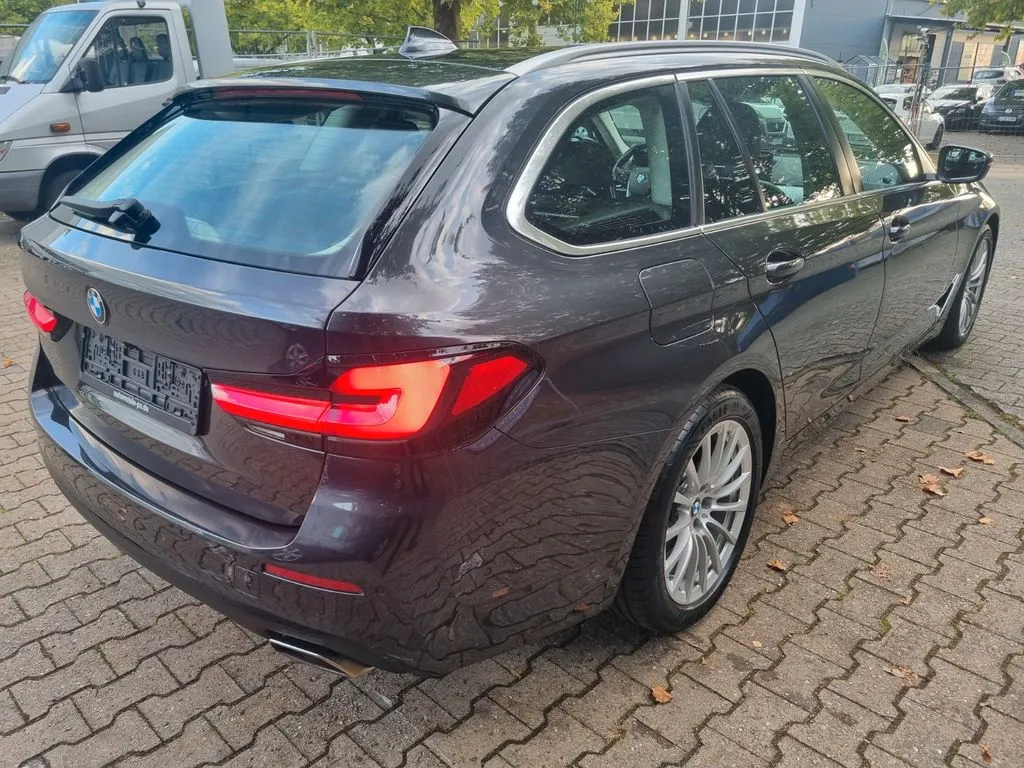 BMW 530 530d xDrive · Sport · Laser · HUD · Leder · 1. Hand – Bild 3