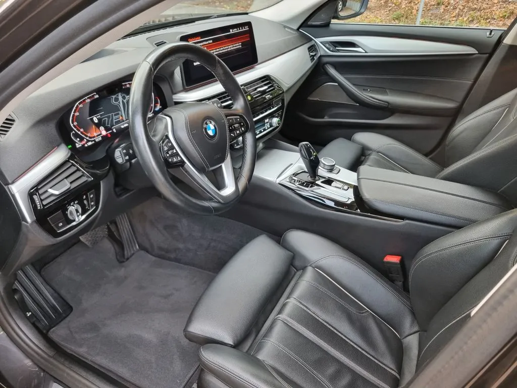BMW 530 530d xDrive · Sport · Laser · HUD · Leder · 1. Hand – Bild 9
