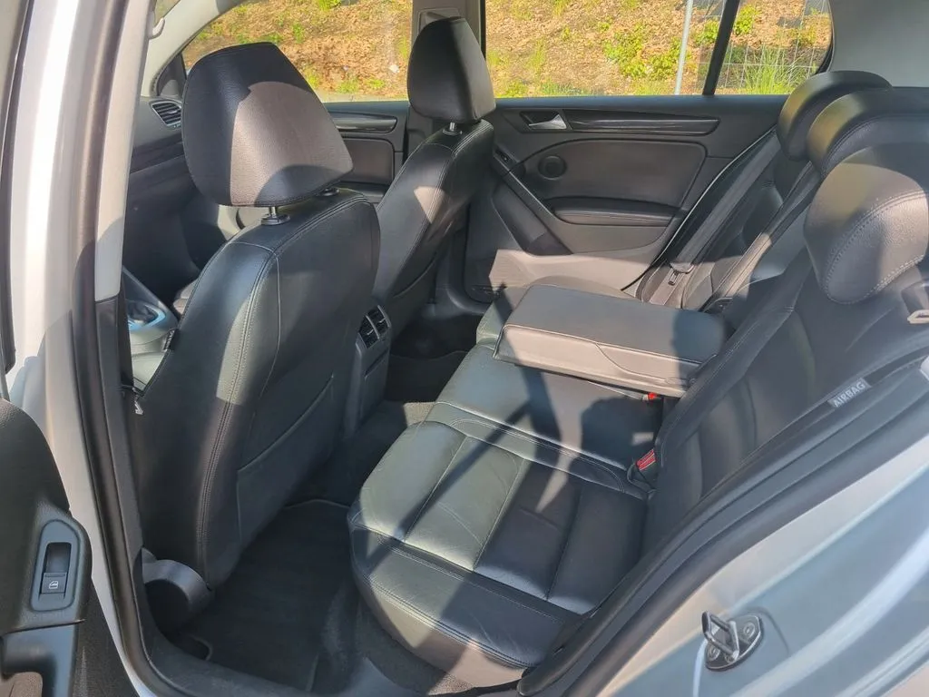 VW Golf VI Comfortline · DSG · Navi · Leder · RFK · PDC · Carpl – Bild 6