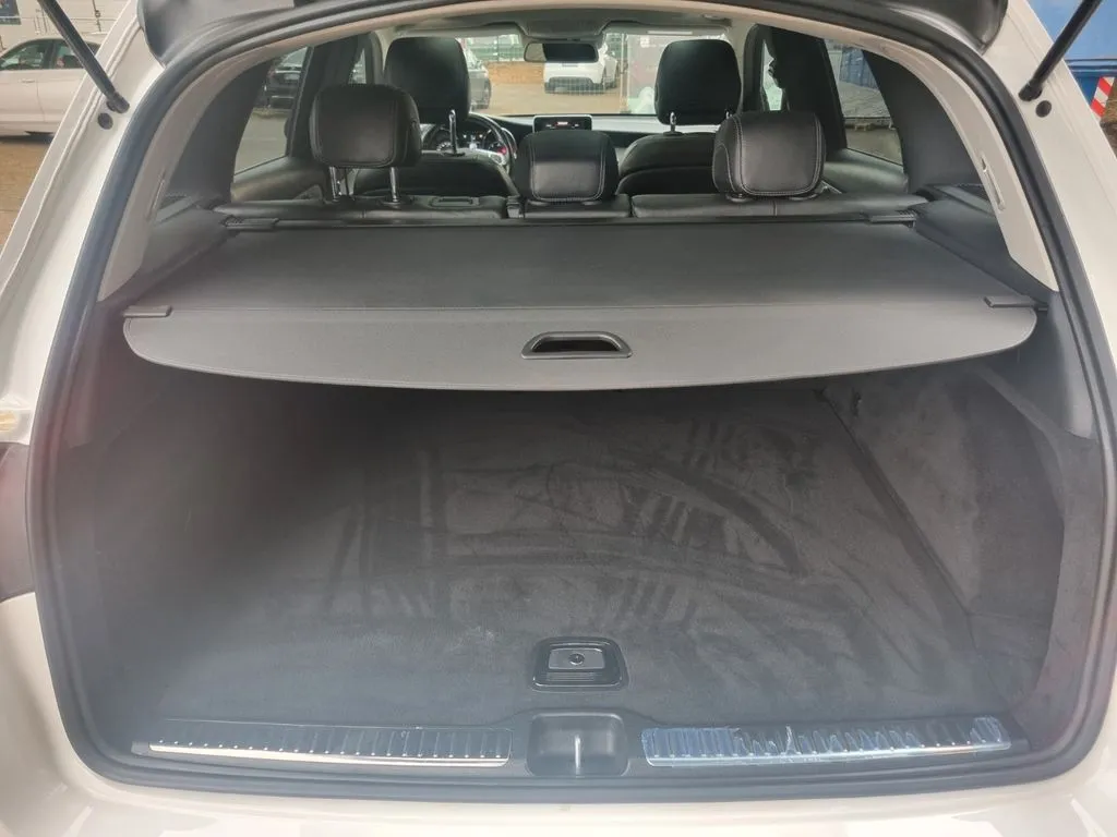 Mercedes-Benz GLC 250 GLC 250 d 4Matic · Pano · Leder · LED · AMG Line · AHK – Bild 9
