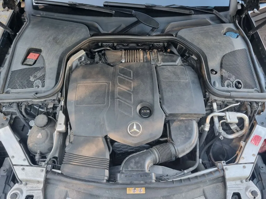 Mercedes-Benz E 220 E 220d Autom. · Exclusive · Navi · Kam · Sitzh · Standh – Bild 19