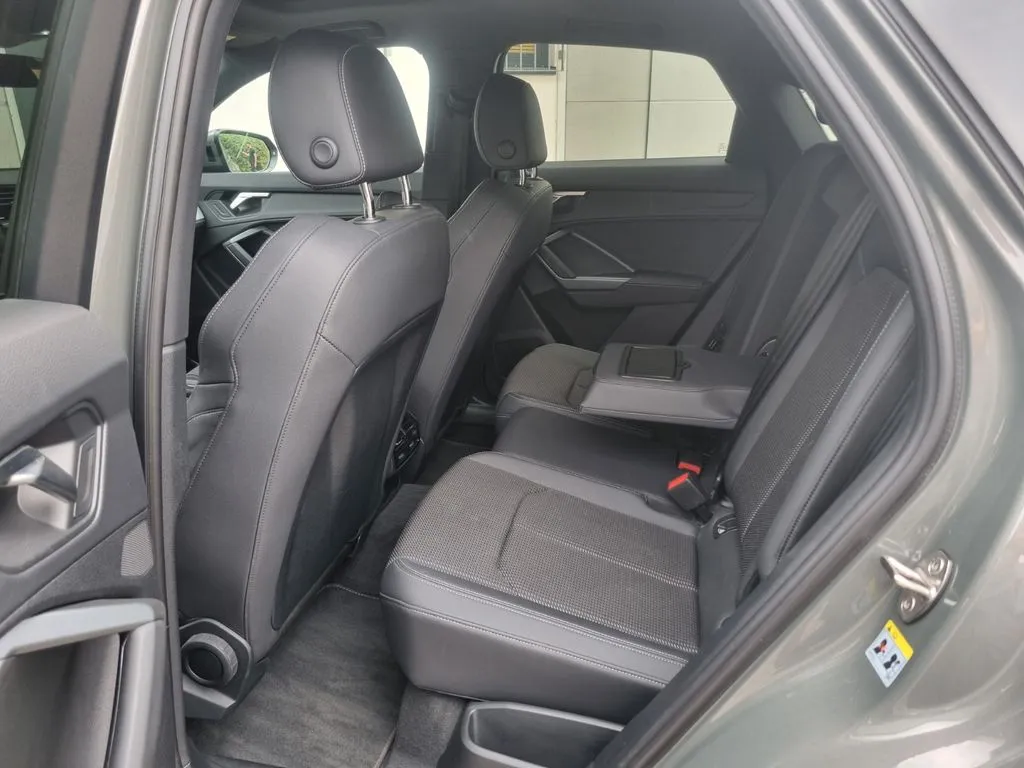 Audi Q3 Sportback 40 TDI quattro S line · LED · Pano · Auto – Bild 7