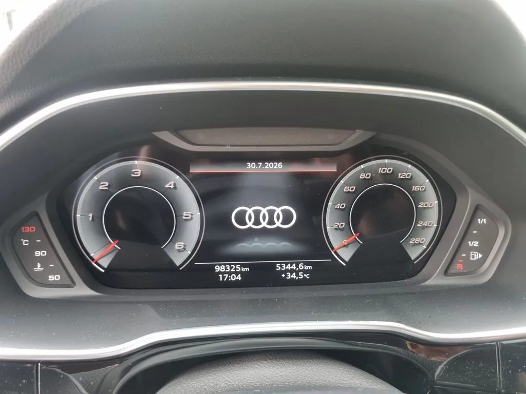 Audi Q3 Sportback 40 TDI quattro S line · LED · Pano · Auto – Bild 18