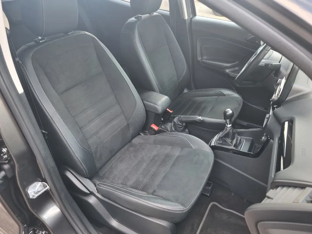 Ford EcoSport ST-Line · Navi · Sitzh · PDC · BT · DAB · Bang & Ol – Bild 8