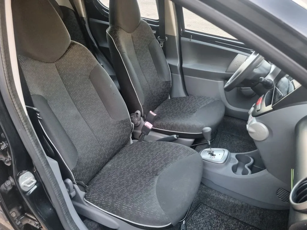 Peugeot 107 Filou · Autom. · Klima · EFH · Carpl.Display · Kamera – Bild 9