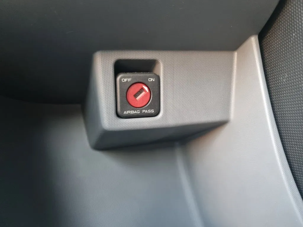Peugeot 107 Filou · Autom. · Klima · EFH · Carpl.Display · Kamera – Bild 16